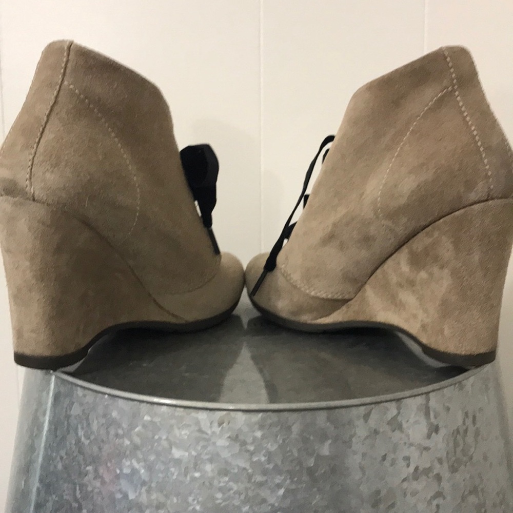 Anthro/Bussola Wedge Suede Bootie with Velvet Lace - Picture 4 of 7